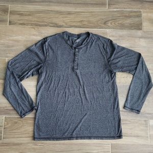 Banana Republic Opinion Tee Shirt Long Sleeve